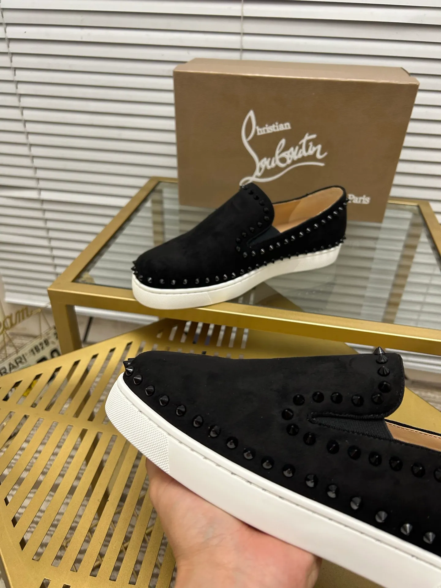(Customized model) Ex-factory price is 460. christian louboutin (CL red sole shoes) counter series, casual sneakers for couples 📢 📢 📢 Exclusive hot style release 🎈🎈💪 Movable latex feet 👻 Finished outsole line [Proud] 😝Female 35-40# Male 38#-46, global supply😝 [Top version]: Original imported genuine leather upper, top original leather lining, original molded TPU outsole, original 1:1 detail processing, original shoe last,